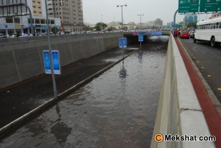 أمطار جدة ـ الخميس 30 / 12 / 2010 ـ الجزء الثاني 